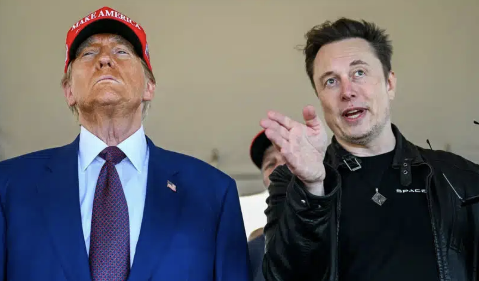 Ο Μασκ «αδειάζει» τον Τραμπ για το Stargate – Η απάντηση OpenAI και Microsoft